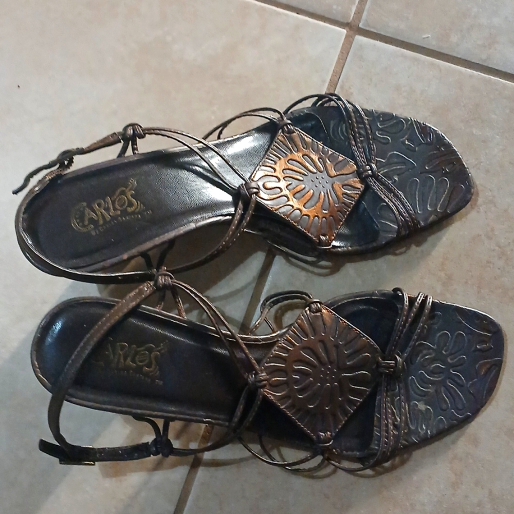 Sandal
